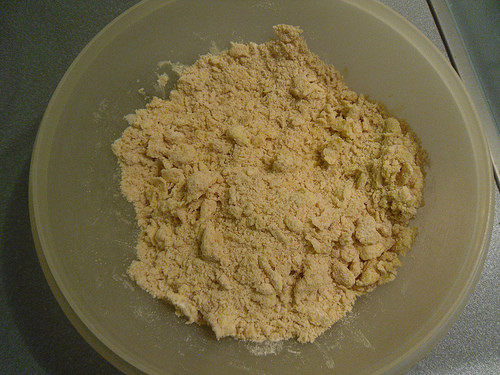 Flour-butter-and-sugar-mixed