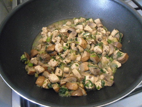 Chicken-with-Parsley-and-Mushrooms