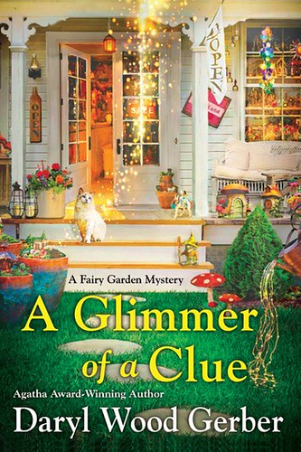 Review: A Glimmer of a Clue by Daryl Wood Gerber